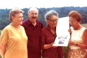 Renée, Maurice, Madeleine et Ginette. Photo extraite du site de la Fédération Martenot